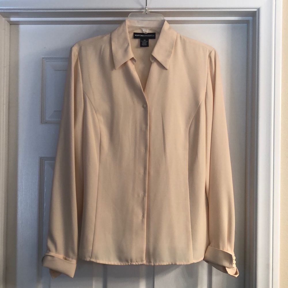 NWT Beautiful Blouse in Butter